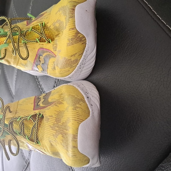 Men's like new  kinvara 14 great condition/ form fit size 12 - Picture 7 of 7